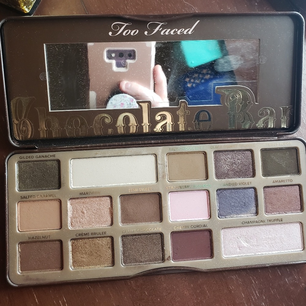 Too Faced Chocolate Bar pallet